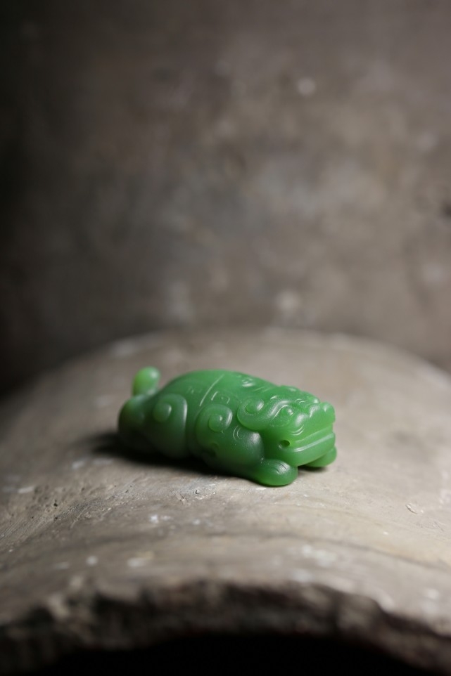串玉吊墜的視頻_古玉雕串_古代玉串圖片
