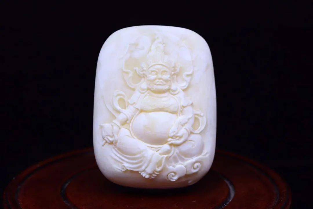 深圳松崗賣的蜜蠟是真的嗎_深圳松崗蜜蠟琥珀交易市場_深圳松崗蜜蠟批發(fā)市場