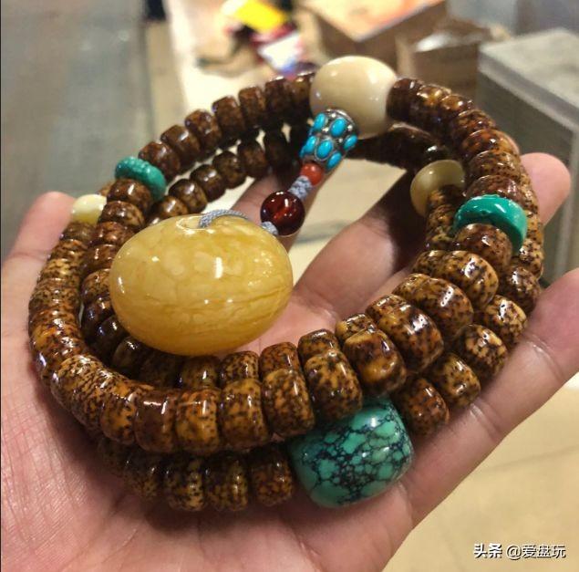 猴頭核桃盤玩與保養(yǎng)_文玩核桃猴頭手串_猴頭核桃手串怎么盤玩保養(yǎng)
