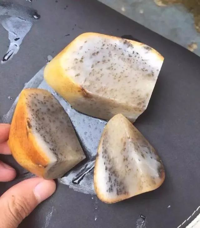 手工雕刻玉石入門視頻_簡單的玉石手把件雕刻_雕刻玉石簡單手工制作