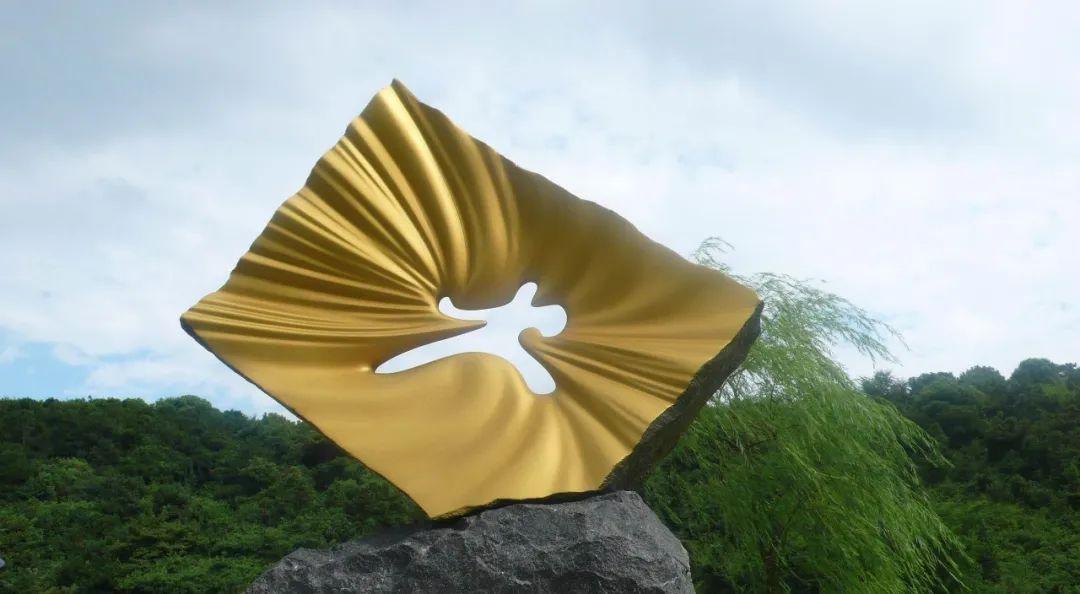 不銹鋼雕塑是怎么做的_云朵不銹鋼雕塑_不銹鋼祥云雕塑