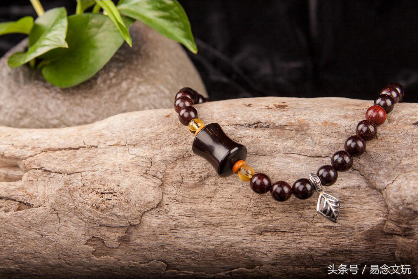 小葉紫檀串珠視頻教程_如何盤小葉紫檀手串珠_小葉紫檀盤串珠手串圖片