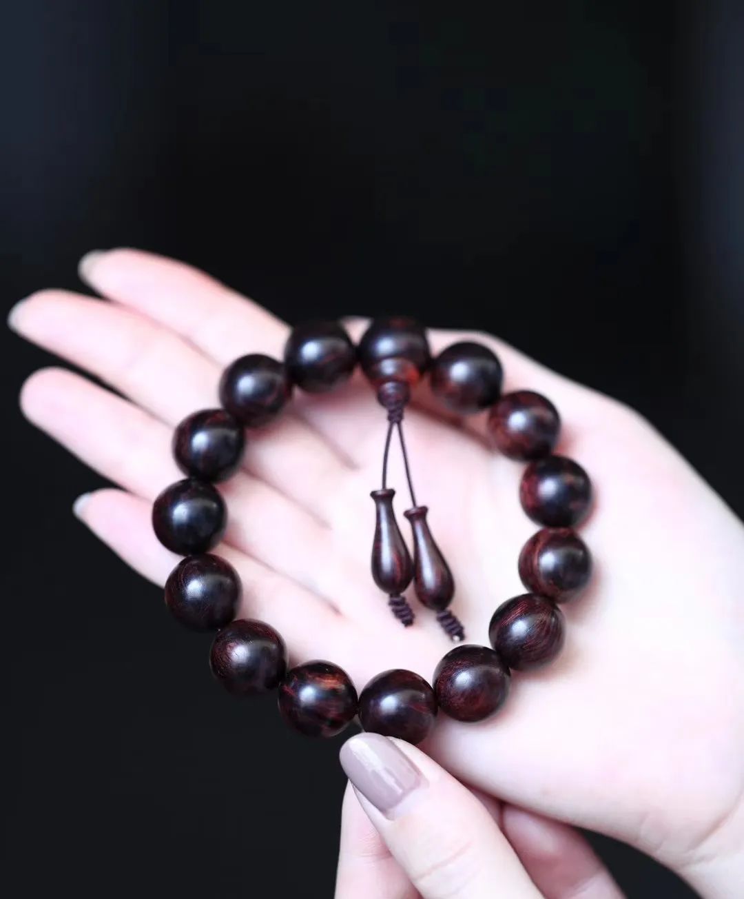 木質(zhì)手串種類排名_木質(zhì)手串種類大全_木質(zhì)手串種類
