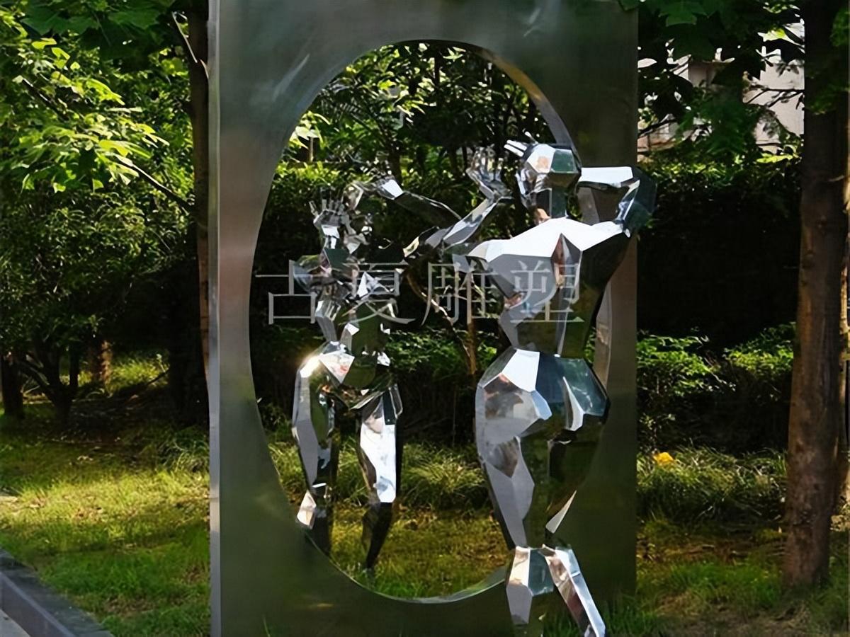 不銹鋼雕塑雕塑制作廠_公園不銹鋼雕塑價(jià)格_不銹鋼大型雕塑廠