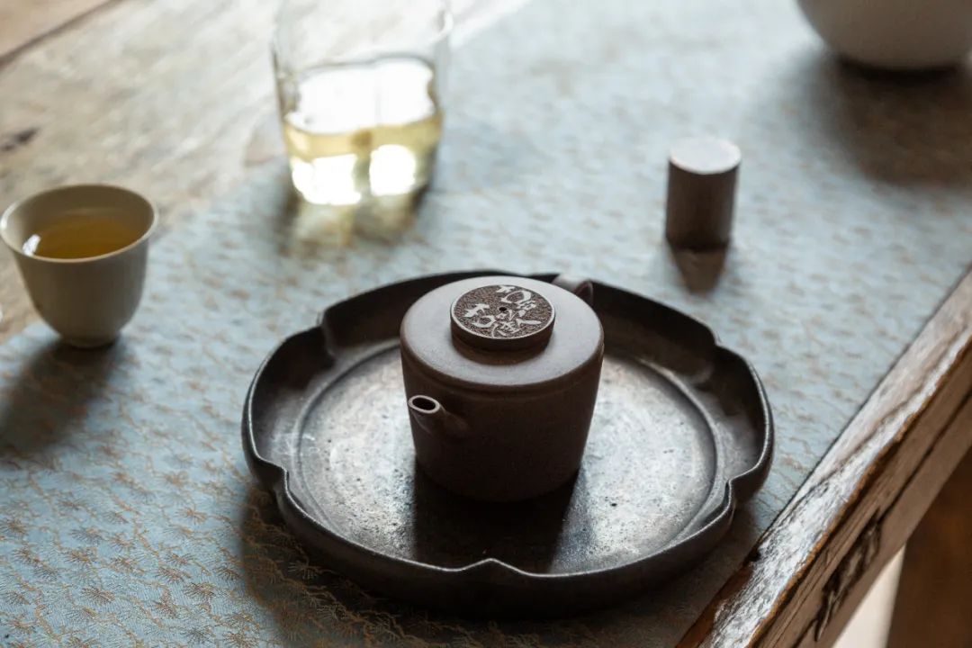 沉香泥_馬泥澇沉香特點(diǎn)_馬泥撈沉香頂級(jí)價(jià)格