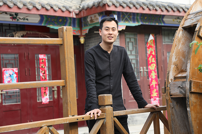 中國(guó)玉雕大師李東_當(dāng)代玉雕大師排名李東_中國(guó)玉雕大師李忠