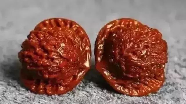 文玩核桃盤紅_怎么盤玩核桃越來越紅_核桃盤玩紅的原理