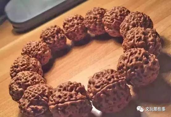 菩提手串盤法教程圖解_菩提手串的盤法_菩提手串盤法教程